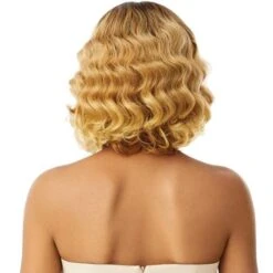 Outre Synthetic Swiss Lace Front Wig CILLA -Outre cilla back min 1
