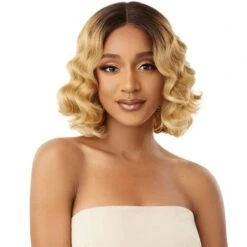 Outre Synthetic Swiss Lace Front Wig CILLA