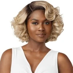 Outre Synthetic Hair 5" Deep Parting HD Lace Front Wig - BELLONA